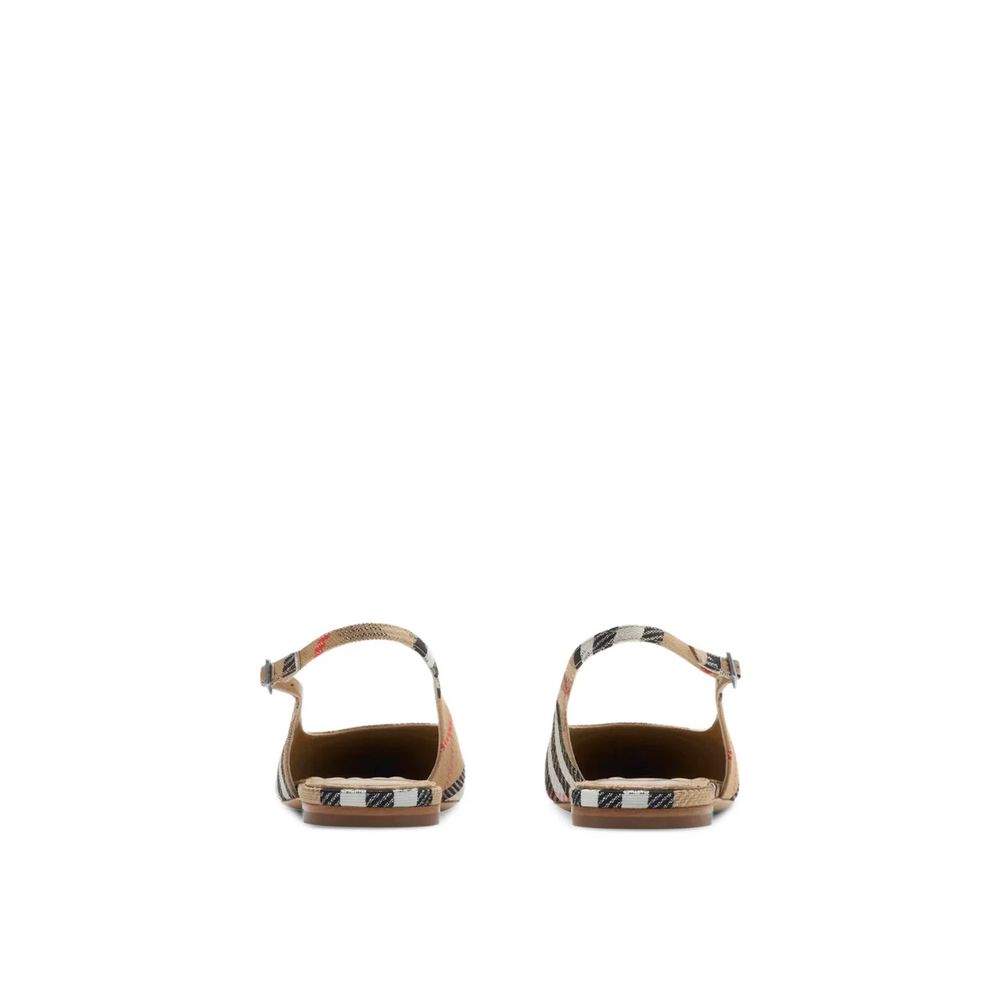 Burberry Ballerines en Tissu Marron